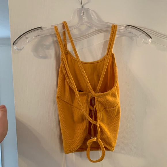 Open back Mustard yellow crop top - Picture 6 of 6